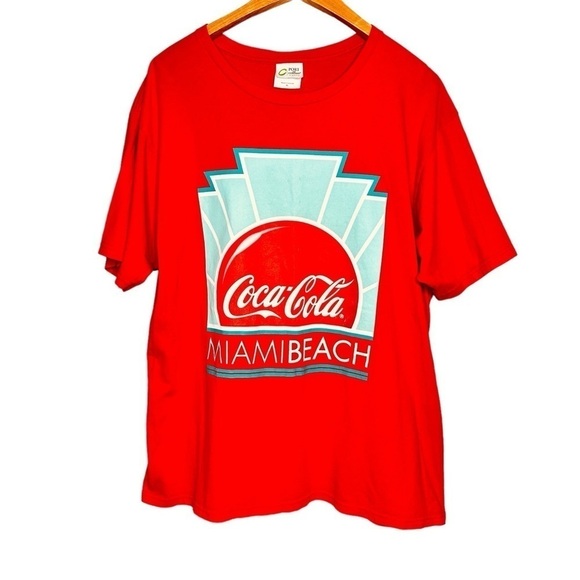 Coca Cola Miami Beach Red Graphic Short Sleeve T-Shirt Size XL - Picture 1 of 4